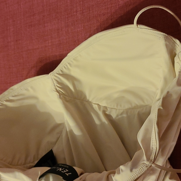 NWOT aritzia TEN by babaton fusion bodysuit denude M - Picture 6 of 8